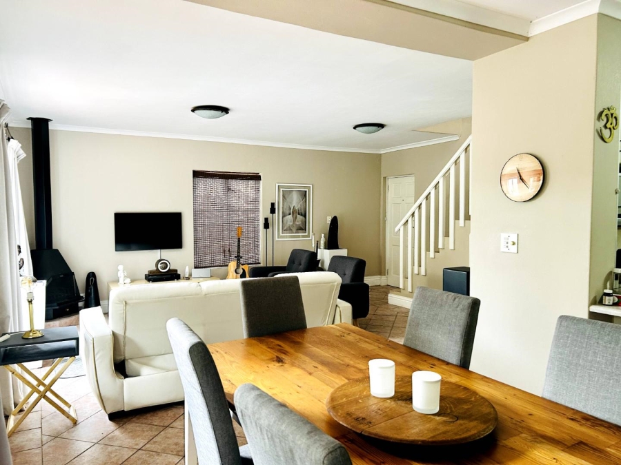 To Let 2 Bedroom Property for Rent in Hout Bay Western Cape